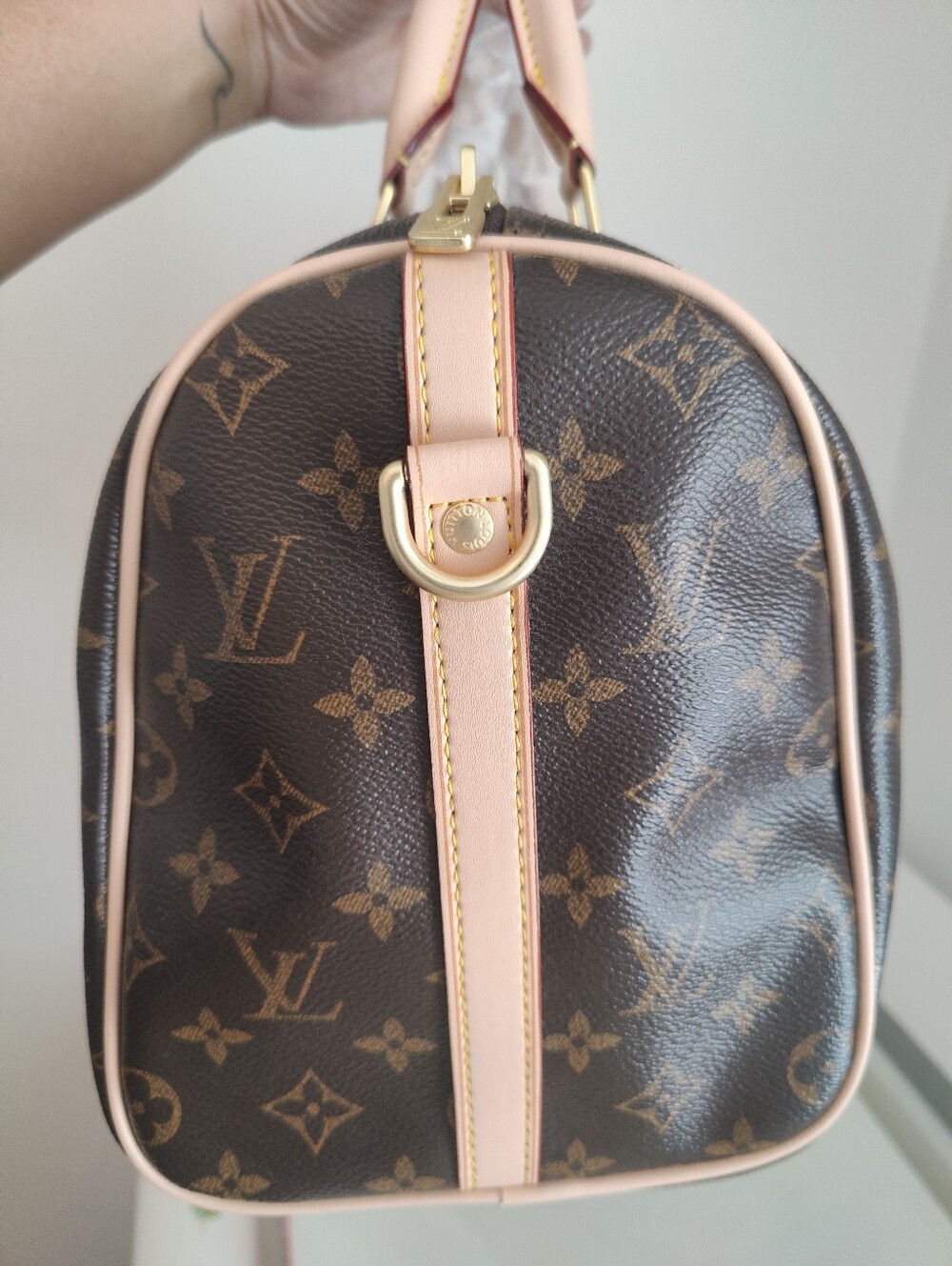 Handbag - Picture 3 of 10